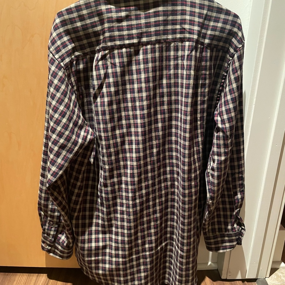 Wool Pendleton button up - Picture 2 of 3